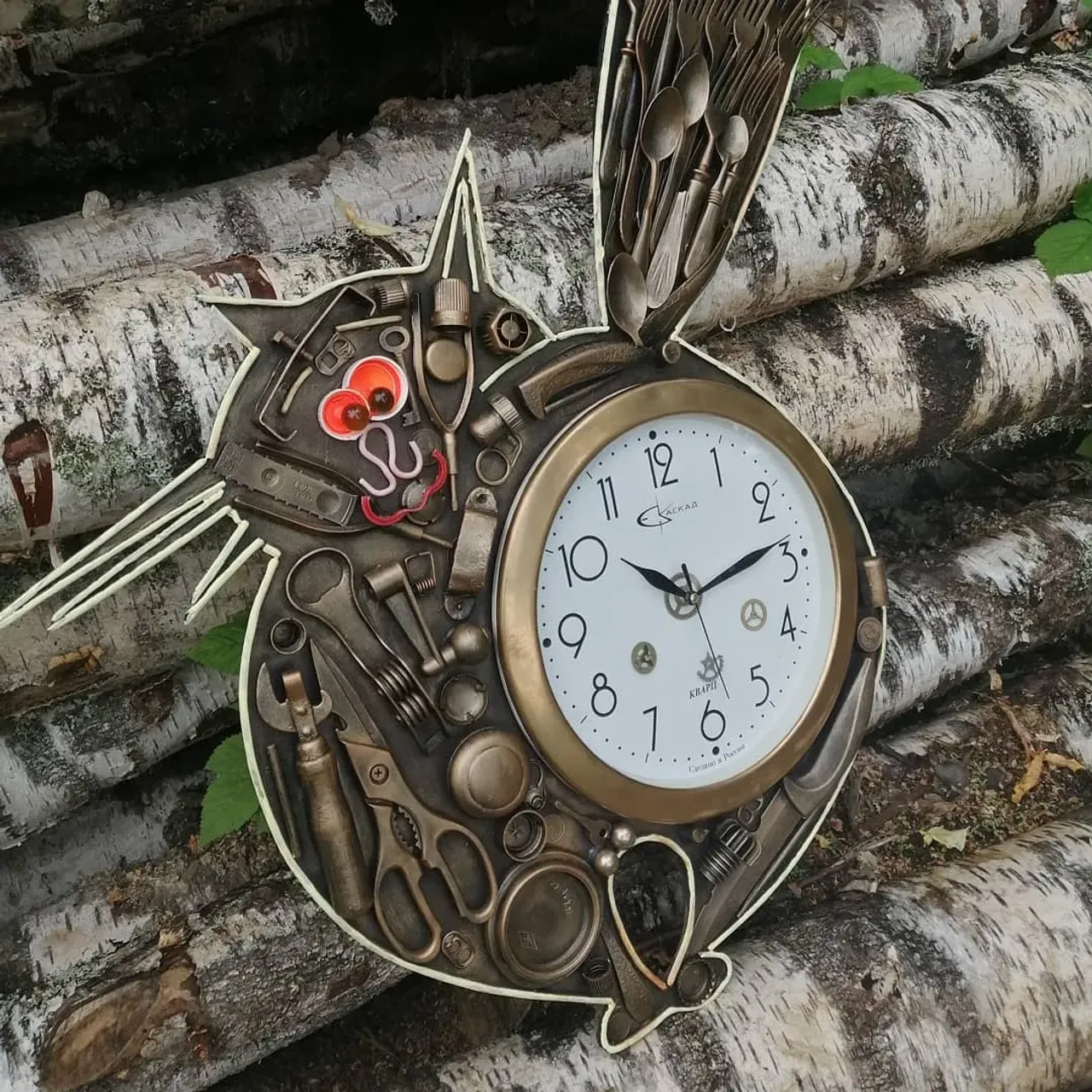 ⚙️ Снова часы в виде КОТа. Делаю уже четвёртые, в этот раз для кухни. #SanSey #уют #стимпанк #часы #интерьер
°
°
°
С уважением, 
⚙️Мастерская "SanSey.Steampunk", Александр Самышин