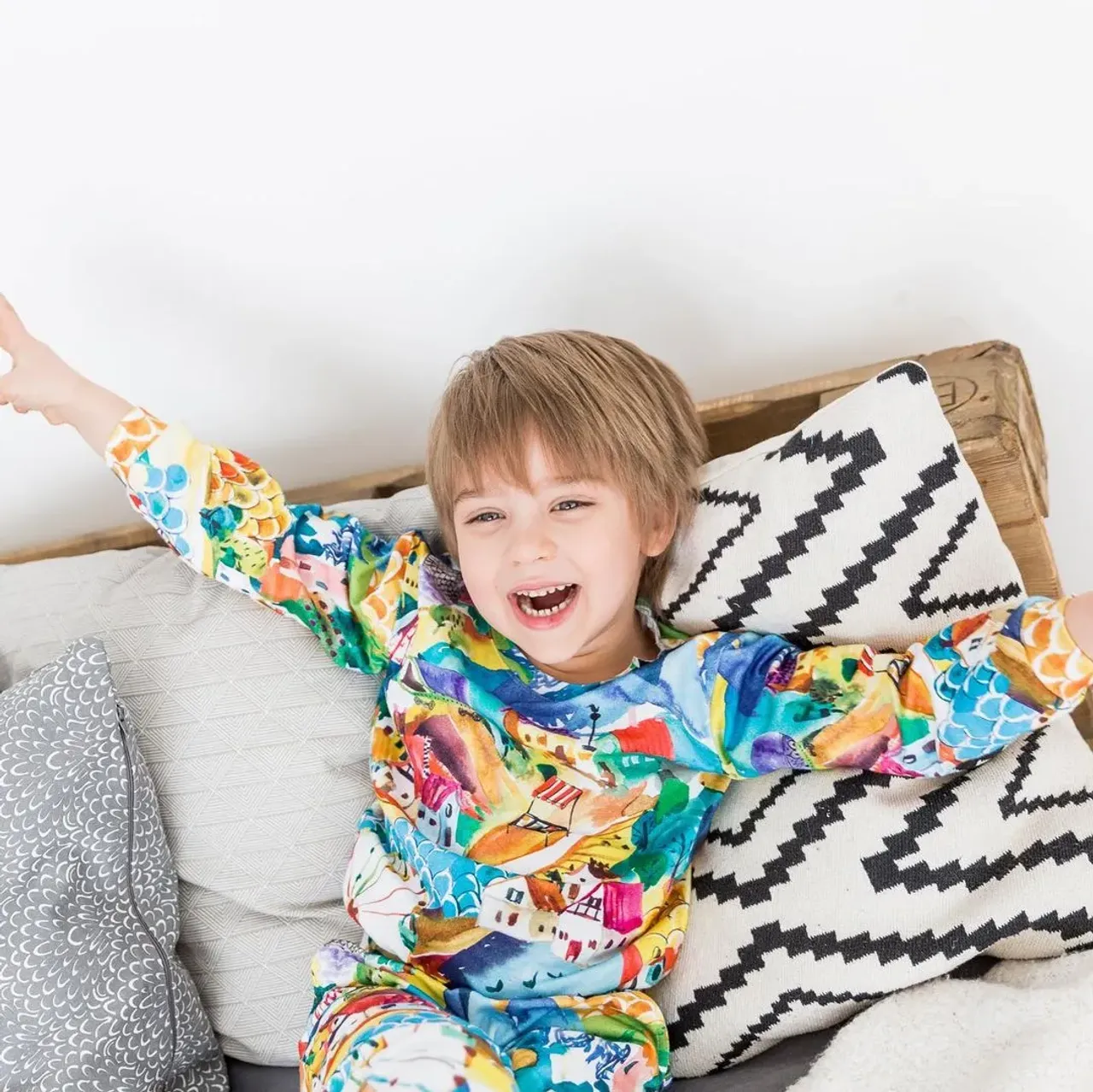 Яркие трикотажные нарядные костюмы из 100% хлопка!
Комплект «Райская птичка» 98, 110
Двусторонние бомберы 92, 98, 104, 110
Комплект «Ривьера» 98, 104, 110
Комплект «Розовый сад» 104, 110
Бомбер 98
Платье «Райская птичка» 98
Платье «Розовый сад» 110