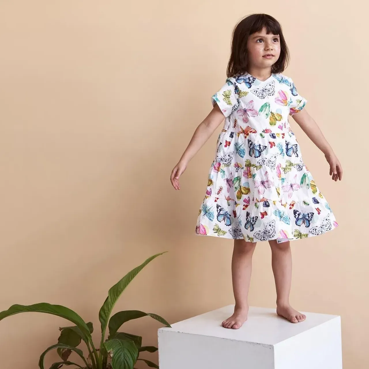 Взмахни крыльями
🦋

В этом сезоне любимый рисунок на платье из хлопка с пышной юбочкой
🦋