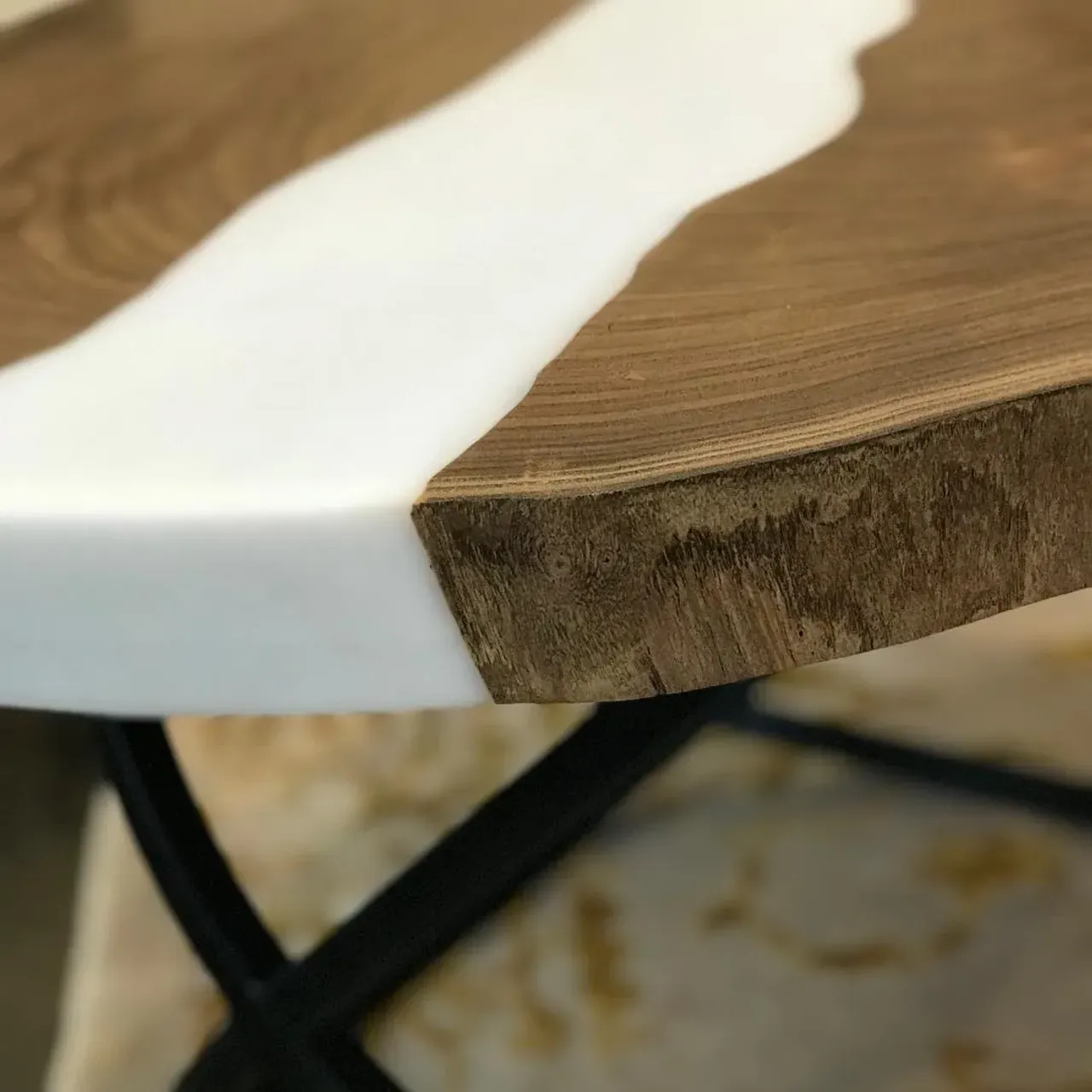 Очередная наша Фантазия-Воплощение!!! Дерзайте и жизнь непременно вознаградит !!!
⠀
Счастливы ВЫ-Счастливы МЫ!!!
⠀
#подарок#Москва#стол#столиздерева#подароксебе#столназаказ#купитьстол#столрука#wood#столлофт#деревянныйстол#wood