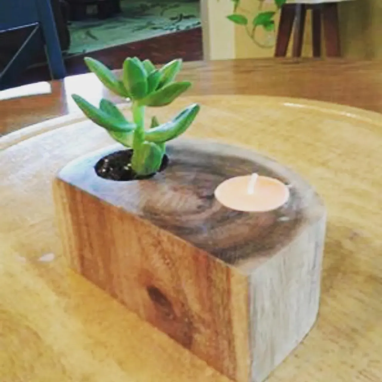 Все гениальное просто. Подсвечник-кашпо-два в одном...#дуб#слэб#тепло#дом#интерьер#стол#штучно#дизайн#слюбовью#артдеко#этно#модерн#стиль#эко#творчество#уникум#ручнаяработа#подсвечник#кашпо#дваводном#