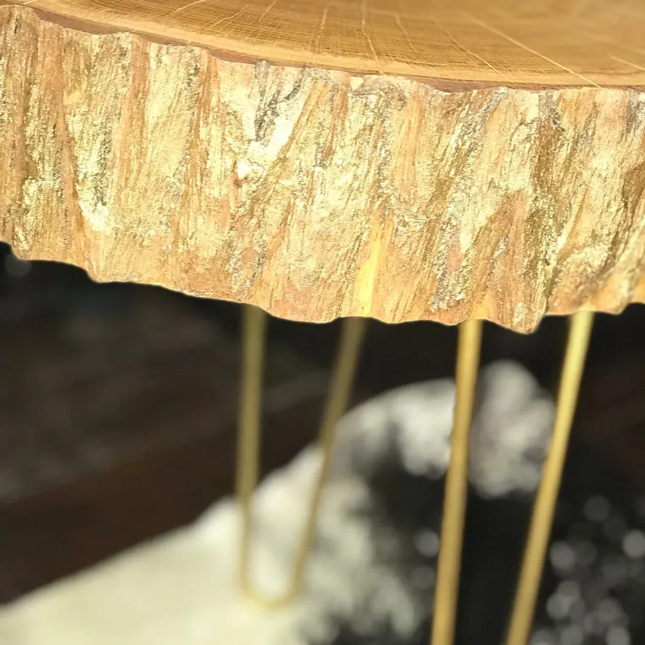 И в арт-деко и в этно и в модерн и в любой другой интерьер впишемся с удовольствием #интерьер#дизайн#столиккофейный#чайный#артдеко#эко#экостиль#этно#лофт#модерн#сотрудничаемсдизайнерами#дуб#слэб#карагач#дерево#сделанслюбовью#ручнаяработа#