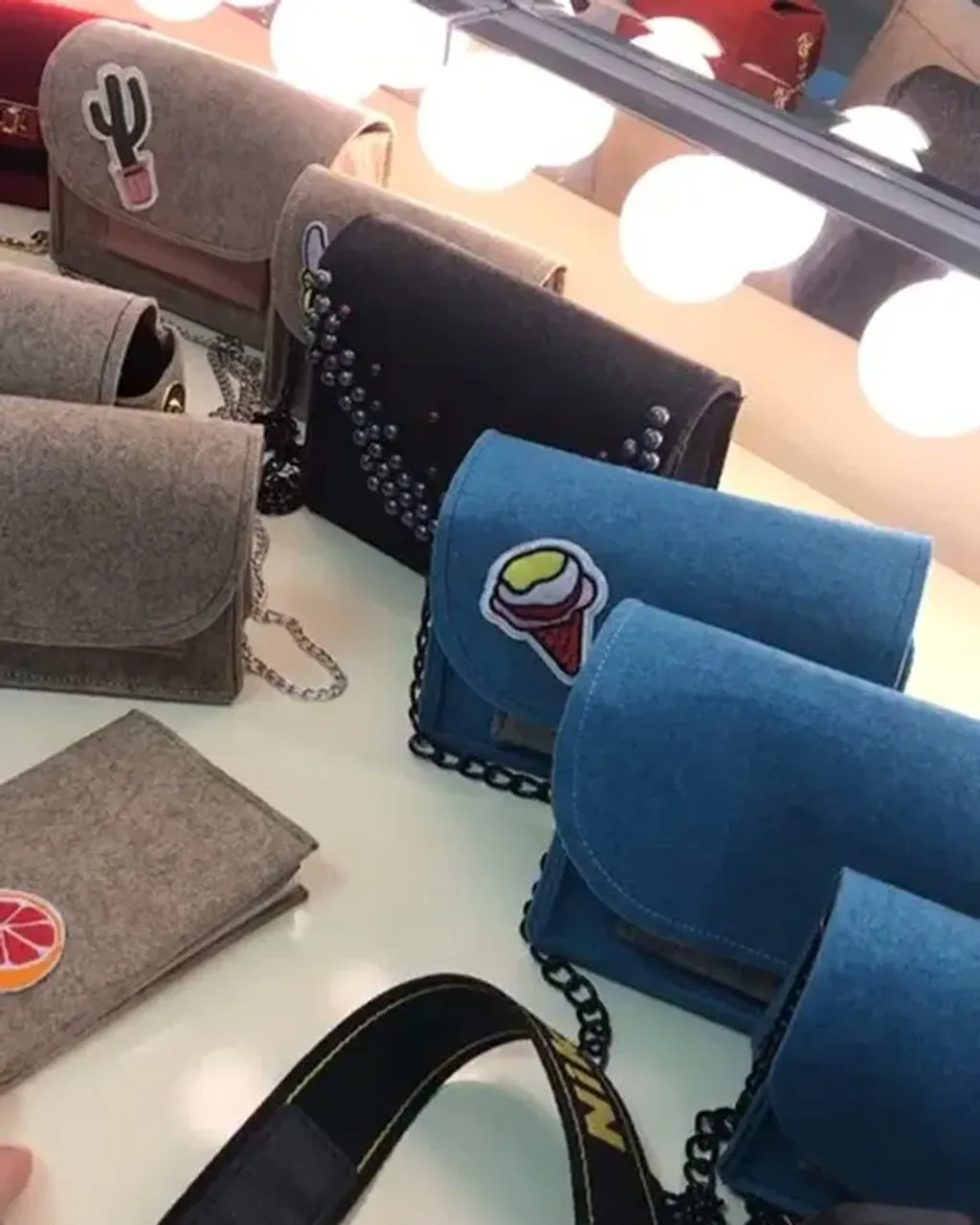 😍bags bags baaggss👏🏻👏🏻💞💞💞 #ручнаяработа #сумкиручнойработы #мода #стиль #модницы #сумки #москва #новыйгод #bag #bagsforsale #handmade #bags #vogue #magazine #newyear #newyork #fashion #fashionweek #blogger #fashionblogger