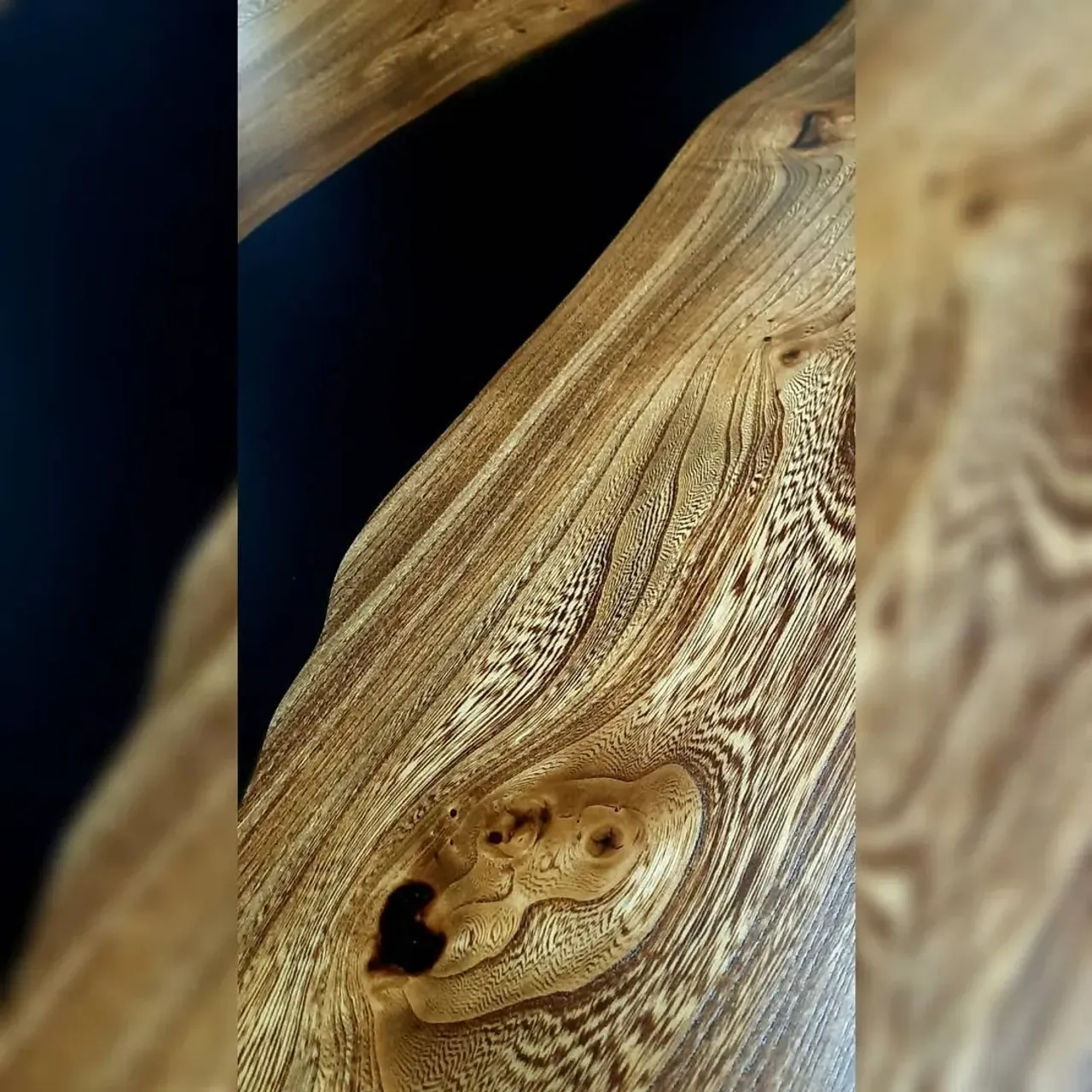 СТОЛ-РЕКА(ВЯЗ-КАРАГАЧ)
💥💥💥
#masterkoren52 #подарок #спилы #столы #стулья #столрека #массив #мебель #можевельник #зеркалоизслэба#амбарнаядоска #живойкрай #дуб #кап #ретродоска #печатьнадосках #печатьнадоскахнижнийновгород #часынаспиле#картинынадосках#нижнийновгород#эксклюзив#интерьер #люстра#корень#капакорень#слэбы#панно#мебельлофт#деревяннаямозаика