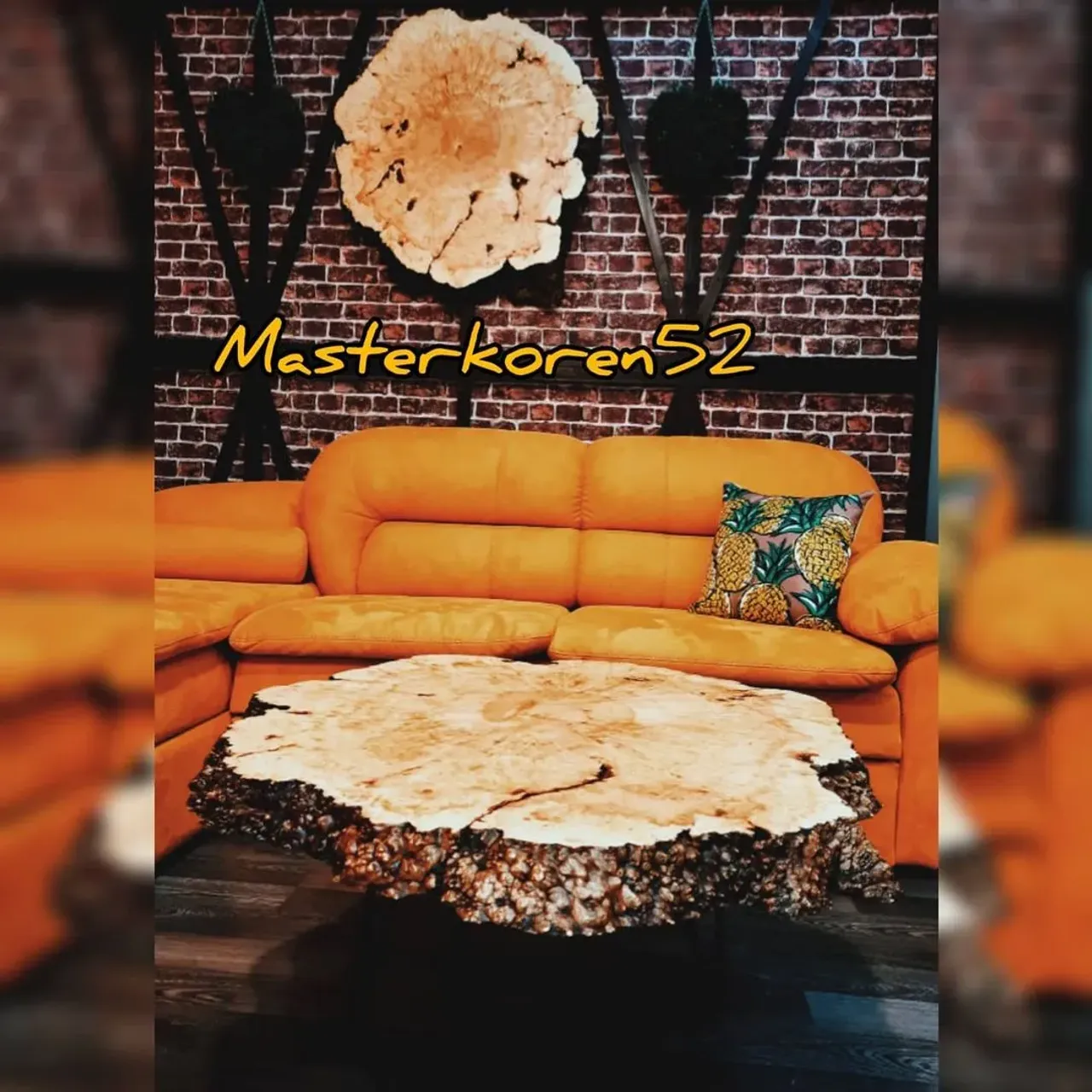 ЕСЛИ ВЫ ИЩЕТЕ ЧТО ТО ЭКСКЛЮЗИВНОЕ,ТО ЧТО ПРИКОВЫВАЕТ ВЗГЛЯД И ДЕЛАЕТ АКЦЕНТ В ЛЮБОМ ИНТЕРЬЕРЕ,ТО ЧТО ХОЧЕТСЯ ТРОГАТЬ И РАССМАТРИВАТЬ,ТО ЭТО ТО ЧТО ВАМ НУЖНО..КАПА КОРЕНЬ КЛЕНА ДИАМЕТРОМ 90 СМ,С НЕВЕРОЯТНО КРАСИВОЙ ТЕКСТУРОЙ,С ЗОЛОТЫМИ ПЕРЕЛИВАМИ И ЗАМЫСЛОВАТЫМИ СПЛЕТЕНИЯМИ ТЕКСТУРЫ НЕРАСКРЫВШИХСЯ СПЯЩИХ ПОЧЕК....
💥💥💥💥💥
#masterkoren52 #подарок #спилы #столы #стулья #мозаика #массив #мебель #можевельник #дерево #дизайн #дом #дуб #кап #круто #корнепластика #рустика #часы#архитектура#нижнийновгород#эксклюзив#интерьер #люстра#корень#капакорень#слэбы#панно#мебельлофт#деревяннаямозаика