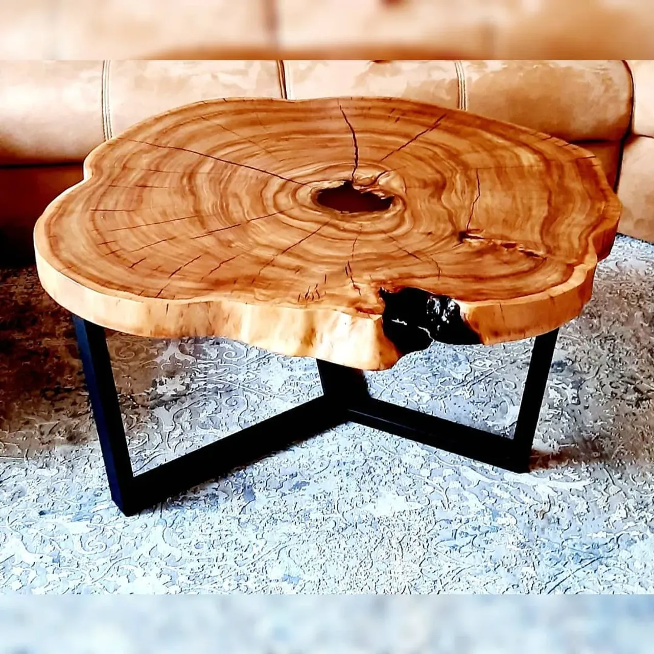 СТОЛ СПИЛ ВЯЗА(КАРАГАЧ)90СМ НА МЕТАЛИЧ.ОСНОВАНИИ....
💥💥💥
#masterkoren52 #подарок #спилы #столы #стулья #столрека #массив #мебель #можевельник #зеркалоизслэба#амбарнаядоска #живойкрай #дуб #кап #ретродоска #печатьнадосках #печатьнадоскахнижнийновгород #часынаспиле#картинынадосках#нижнийновгород#эксклюзив#интерьер #люстра#корень#капакорень#слэбы#панно#мебельлофт#деревяннаямозаика