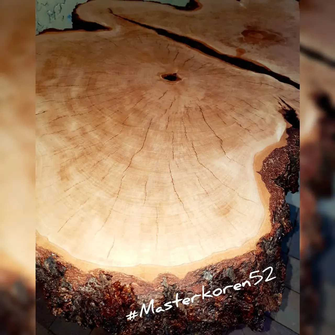 СТОЛ ИЗ СПИЛА БЕРЁЗЫ 1,2 М...
💥💥💥
#masterkoren52 #подарок #спилы #столы #стулья #столрека #массив #мебель #можевельник #зеркалоизслэба#амбарнаядоска #живойкрай #дуб #кап #ретродоска #печатьнадосках #печатьнадоскахнижнийновгород #часынаспиле#картинынадосках#нижнийновгород#эксклюзив#интерьер #люстра#корень#капакорень#слэбы#панно#мебельлофт#деревяннаямозаика