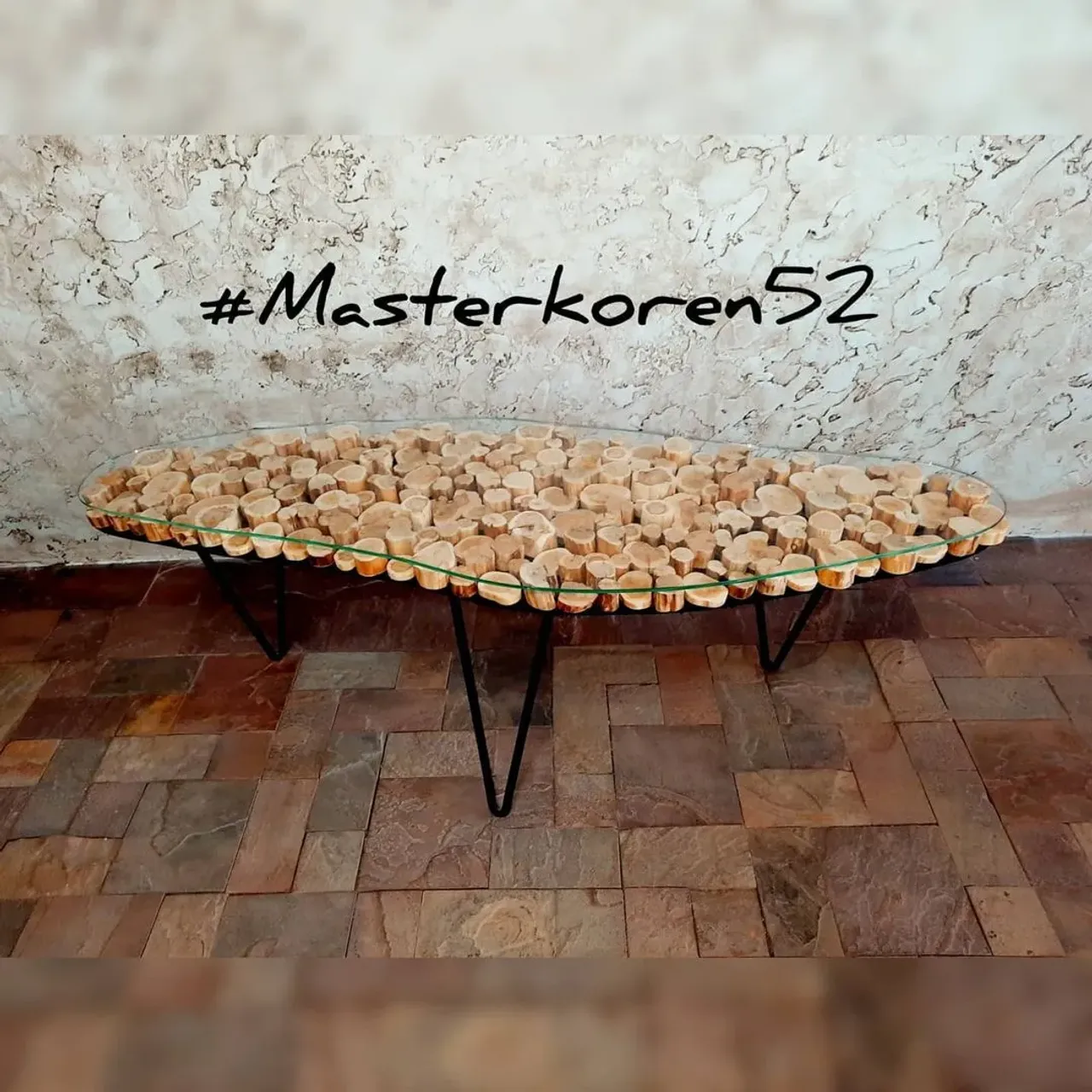 СТОЛ ИЗ СПИЛОВ МОЖЖЕВЕЛЬНИКА ПОД СТЕКЛОМ 0.8ММ,1,5м×0,4м,ПЕРЕПАД СПИЛОВ ОТ 1 СМ ДО 3 СМ,ЛЮБЫЕ ФОРМЫ СТОЛОВ И РАЗМЕРОВ ПО ВАШИМ ПОЖЕЛАНИЯМ,НЕВЕРОЯТНЫЙ ЗАПАХ МОЖЖЕВЕЛЬНИКА БУДЕТ ДОЛГОЕ ВРЕМЯ ВАС РАДОВАТЬ,КСТАТИ ЕГО ВЫДЕЛЯЕМЫЕ ФИТОЦИДЫ УБИВАЮТ ВСЕ ВИДЫ БАКТЕРИЙ И ВИРУСОВ В ПОМЕЩЕНИИ
💥💥💥
#masterkoren52 #подарок #спилы #столы #стулья #мозаика #массив #мебель #можевельник #дерево #дизайн #дом #дуб #кап #круто #картинынадосках #рустика #часы#архитектура#нижнийновгород#эксклюзив#интерьер #люстра#корень#капакорень#слэбы#панно#мебельлофт#деревяннаямозаика