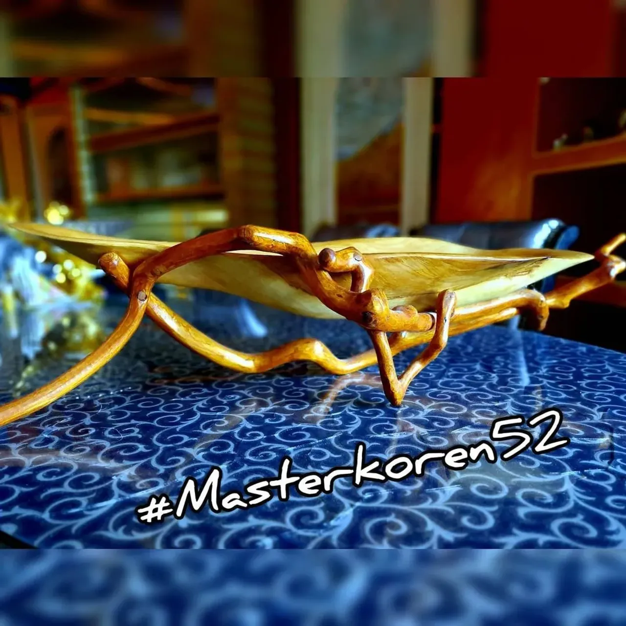 ВАЗА ЯБЛОНЯ НА ВЕТВЯХ ИЗ БОЯРЫШНИКА
💥💥💥
#masterkoren52 #подарок #спилы #столы #стулья #столрека #массив #мебель #можевельник #зеркалоизслэба#амбарнаядоска #живойкрай #дуб #кап #ретродоска #печатьнадосках #печатьнадоскахнижнийновгород #часынаспиле#картинынадосках#нижнийновгород#эксклюзив#интерьер #люстра#корень#капакорень#слэбы#панно#мебельлофт#деревяннаямозаика