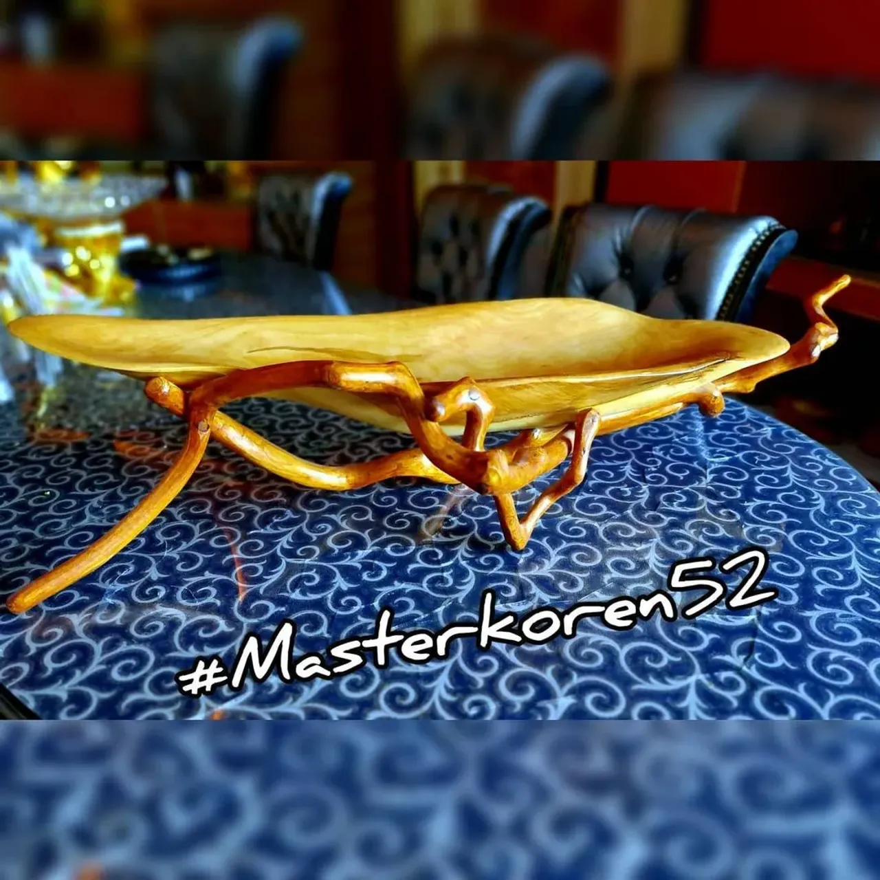 ВАЗА ЯБЛОНЯ НА ВЕТВЯХ ИЗ БОЯРЫШНИКА
💥💥💥
#masterkoren52 #подарок #спилы #столы #стулья #столрека #массив #мебель #можевельник #зеркалоизслэба#амбарнаядоска #живойкрай #дуб #кап #ретродоска #печатьнадосках #печатьнадоскахнижнийновгород #часынаспиле#картинынадосках#нижнийновгород#эксклюзив#интерьер #люстра#корень#капакорень#слэбы#панно#мебельлофт#деревяннаямозаика