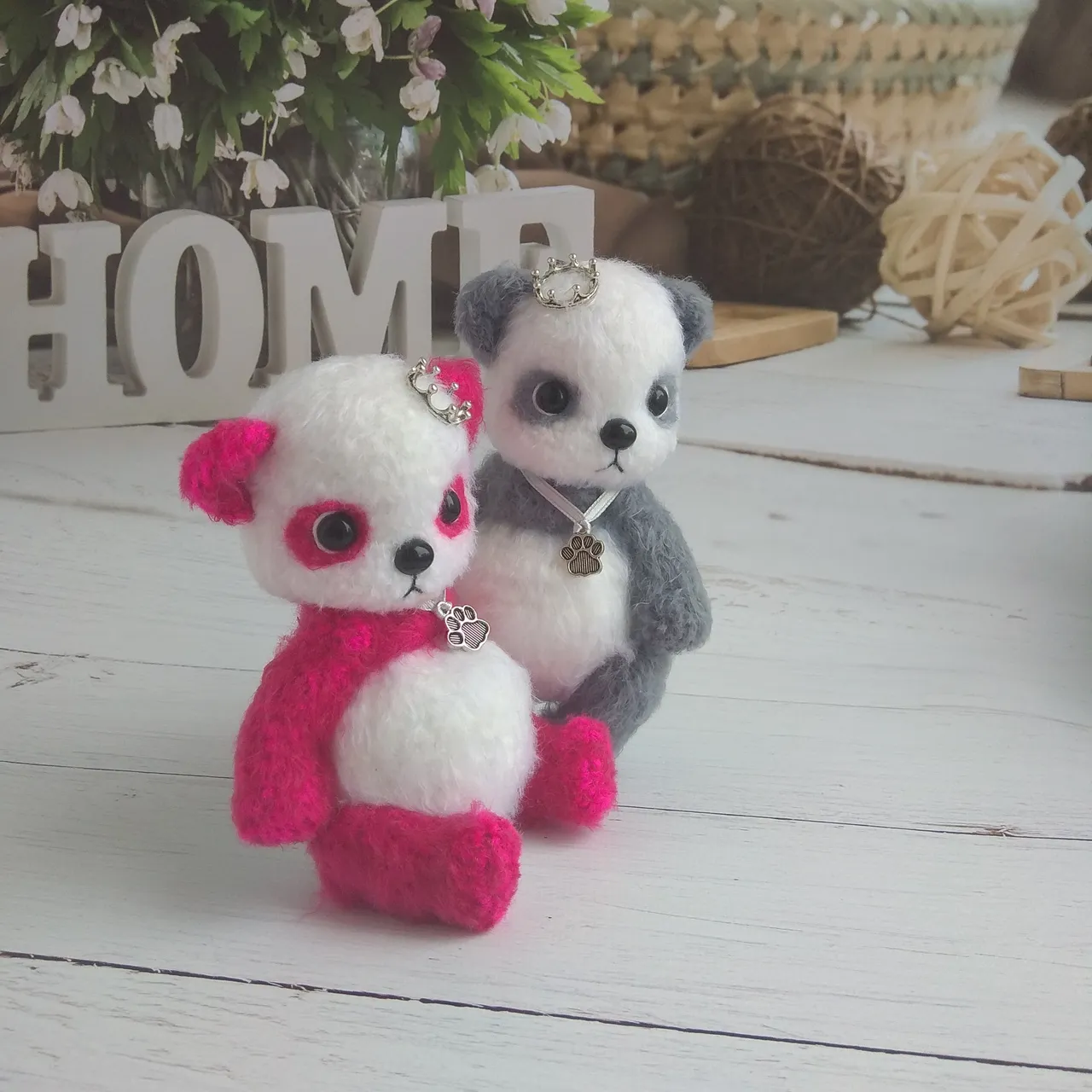 Cute panda
#littlepanda #pandabear #stuffedanimal #crochetpandabear #handmadetoy #interiortoy #stuffedanimaltoy #amigurumipanda #teddy