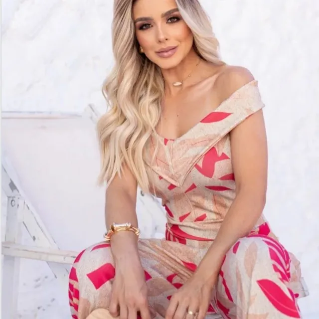 Our clothes are inspired by Brazilian clothes.
.
.
.
.
.
#brazilianclothes 
#brazilianclothing 
#brazilianfashion 
#brazilianfabrics