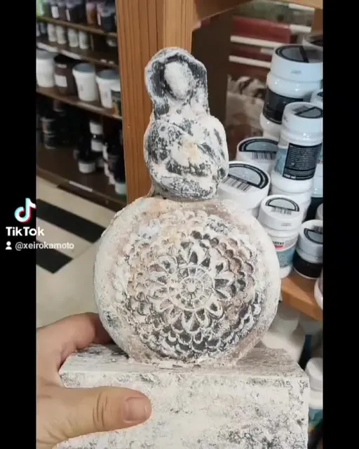 Stone mother ένα υπέροχο έργο που έγινε σε ένα απρόσμενο Live από την Μαρία! Δείτε το και εσείς στο site μας Xeirokamoto.gr--->Live-Σεμιναρια--->Stone-Mother @tiktok #yp #ypfッ #up #foru #4u #4you #foryourpage #4up #4upage #foryou #statue #howtodo #howto #diy #crafts #tutorial #tutorials #guide #stepbystep