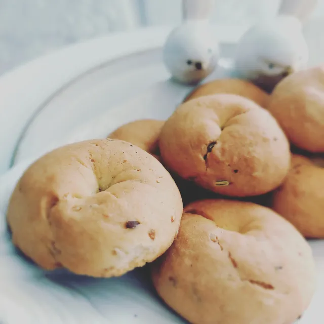 Kaak Anis | Handmade Sweet Cookies with Organic Anise
✈️🌍 Worldwide Shipping
Shop Now Online! https://sofra369.com/product-page/kaak-anis-handmade-sweet-cookies-with-organic-anise

#sofra369 #kaakanis #homemadefood #homemadecookies
