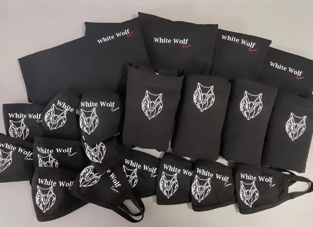Это уже четвёртый заказ для команды @whitewolf.lounge за 2021 год 😊⁣⁣⠀
⁣⁣⠀
На этот раз сделали 8 футболок оверсайз и 12 масок🔥⁣⁣⠀
⁣⁣⠀
И всё как всегда по красоте и на стиле😏⁣⁣⠀
⁣⁣⠀
Хотите стильно одеть команду?⁣⁣⠀
Пишите скорее в direct❤️⁣⁣⠀
⁣⁣⠀
#печатьказань#принтыказань⁣⁣⠀
#печатьнаодежде#одеждаказань⁣⁣⠀
#худи#логотипказань⁣⁣⠀
#футболки#печать#принты⁣⁣⠀
#печатьнаодеждеказань⁣⁣⠀
#толстовкиказань⁣⁣⠀
#маскиказань