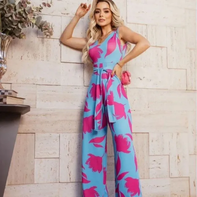Brazilian fabrics made a great difference.
.
.
.
.
#fashionwomen 
#brazilianfashion 
#fashionboutique