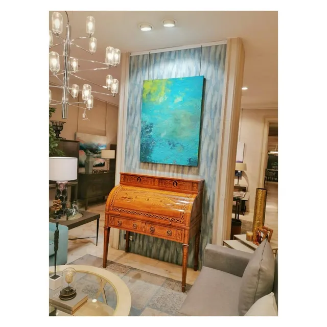 simonedecorart.paintings ¿Te consideras clásico o moderno en la decoración? Si no te decides, aquí tienes una combinación de mobiliario clásico y moderno conviviendo con una pintura moderna. 

#interiorismo #interiorism #interiorisme #interiorismopanama #interiorismomadrid #interiorismomexico #interiorismoalicante #interiorismobarcelona #interiorismocomercial #interiorismecomercial #interiorismolabel #interiorismomexicano #interiorismoeclectico #interiorismomurcia #interiorismohotelero #interiorismocorporativo #InteriorismoMx #interiorismovalencia #interiorismogdl #InteriorismoFloral #interiorismoexperiencial #interiorismocdmx #interiorismocastellon #interiorismobsas #interiorismobenidorn #interiorismoalexterior #interiorismdetails