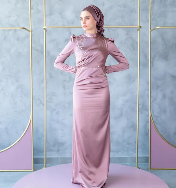 Asil Abiye💕
Asil tasarımımız ikili kullanımı ve harika şıklığıyla kalbinizi çalmak için tasarlandı ve biz dar kesim içelbisesi mi kuyruğuyla mı daha güzel seçemedik sizcee?
Detay güzellikleri ve renk seçenekleri kaydırmalıda💕
👉Koşulsuz İade veya Değişim
✈️Ücretsiz & Hızlı Kargo
☎️👉Whatsapp:+90 532 272 57 09
#tesetturabiye #tesettürabiyeelbise #tasarımabiye #weddingdress #muslimwear#tesettürelbiseler #muslimweddingdress #hijabwear #sözelbisesi #nişanelbisesi #davetelbise #eveningdress #eventdress #muslimwear #balıkelbise#modestclothing #modestdresses #eventdress #kuyrukluabiye#muslimdress#davetelbisesi#kesfetteyiz