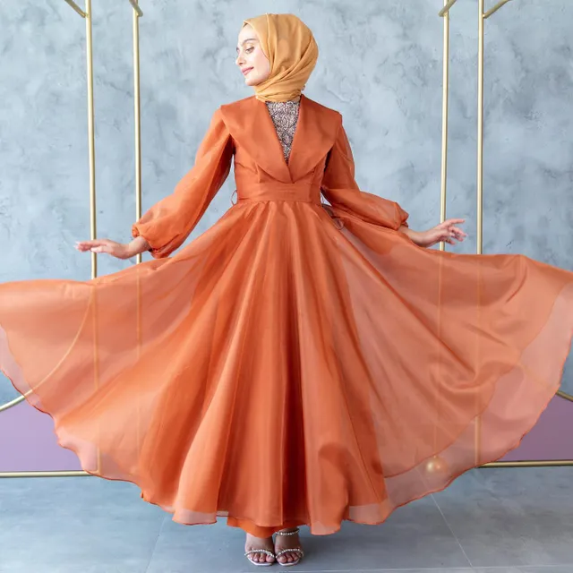 Candy Abiye💕
Organze kumaş uçuşluğunda,taşlı yaka işlemesiyle prenses olmak isteyenlere özel💕
Renk sçenekleri ve detay güzellikleri kaydırmalıda
👉Koşulsuz İade veya Değişim
✈️Ücretsiz & Hızlı Kargo
☎️👉Whatsapp:+90 532 272 57 09
#tesetturabiye #tasarımabiye #weddingdress #muslimweddingdress #muslimwear #hijabwear #tasarımabiye #eventdress#muslimdress #eveningdress#eveningdressmalaysia#sozelbisesi #nişanelbisesi #kesfetteyim#kesfetteyiz