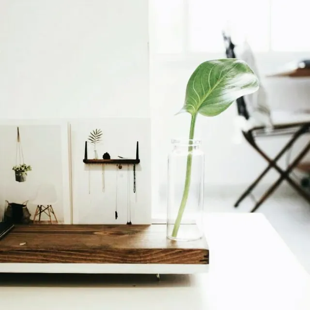 Plants, postcards and beautiful photos are like a mini vacation for my eyes 🌱
Have you met our photo holder?
.
.
.
.
.
.
.
.
#photosofmylife #interiorstyling #weloveplants
#bohemianhome #scandimaximalism #showemyourstyled #interior4u #myhomevibe #photoholder #homedecorinterior
#mydomaine #ethnicadesigns