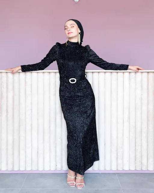 Zambak Abiye💕
Vee efsanemiz asil siyah rengiyle ahunaredee
Tüm güzellikleriyle kaydırmalıda💕
👉Koşulsuz İade veya Değişim
✈️Ücretsiz & Hızlı Kargo
☎️👉Whatsapp:+90 532 272 57 09
#tesetturabiye #tesettürabiyeelbise #tasarımabiye #weddingdress #muslimwear #muslimweddingdress #hijabwear #modestdress #sözelbisesi #nişanelbisesi #davetelbise #eveningdress #eventdress #muslimwear #kalemelbise#kesfetteyiz #kesfetteyim