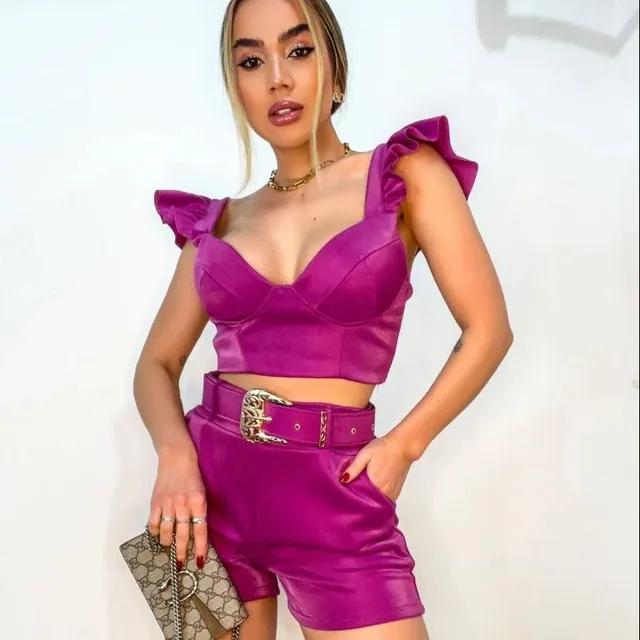 Conjunto con cinturón.
Disponible en varios colores.
.
.
.
.
#vestido
#modatendencia 
#modaestilo