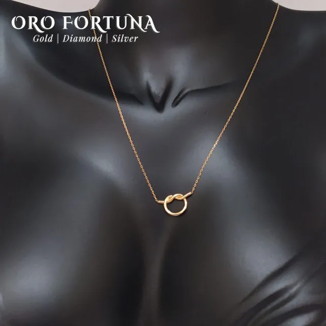 Beautifully handcrafted for you. Love Knot necklace.
#14kgoldjewellery #goldJewellery #orofortunajewellery 
💯❤️💯❤️‍🔥
👰❤️‍🔥🤵💎