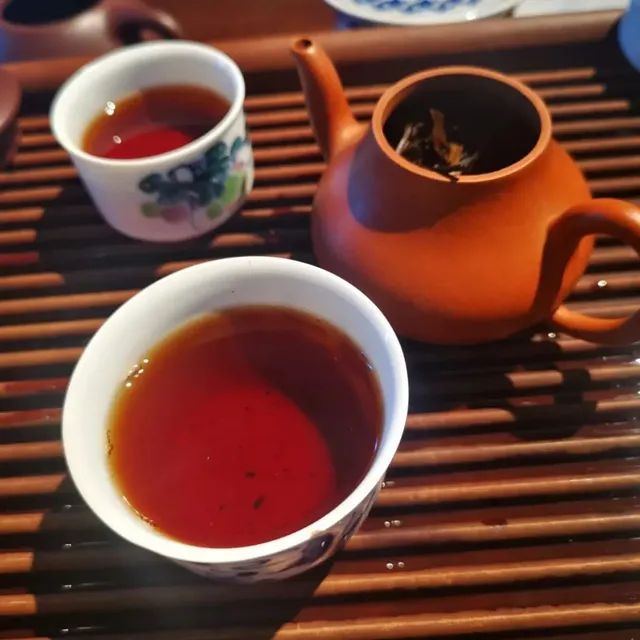 Year 2002 Sheng PuEr, OVP Tea master's Blender Selection #02