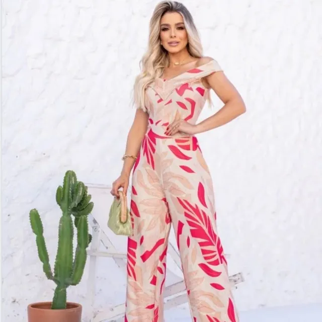 Our clothes are inspired by Brazilian clothes.
.
.
.
.
.
#brazilianclothes 
#brazilianclothing 
#brazilianfashion 
#brazilianfabrics