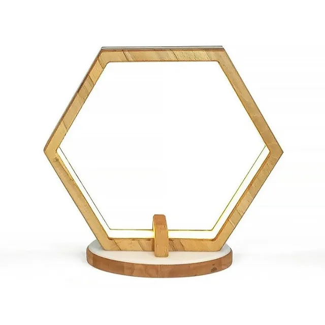 Altıgen Led Masa Lambası Yükseklik: 30 cm Genişlik: 32 cm
Hexagon LED table lamp Height: 30 cm (11,8 inch) Width: 32 cm (13 inch) #tablelamp #desklamp #etsy #lightingdesign #masalambası