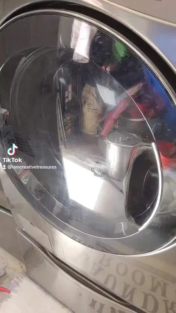 I believe I saw this on TikTok on how the washing machine is insulated and can be used to store food when electricity is out. I also saw that freezing water in ziplock bags saves on buying ice and is less messy. It works.