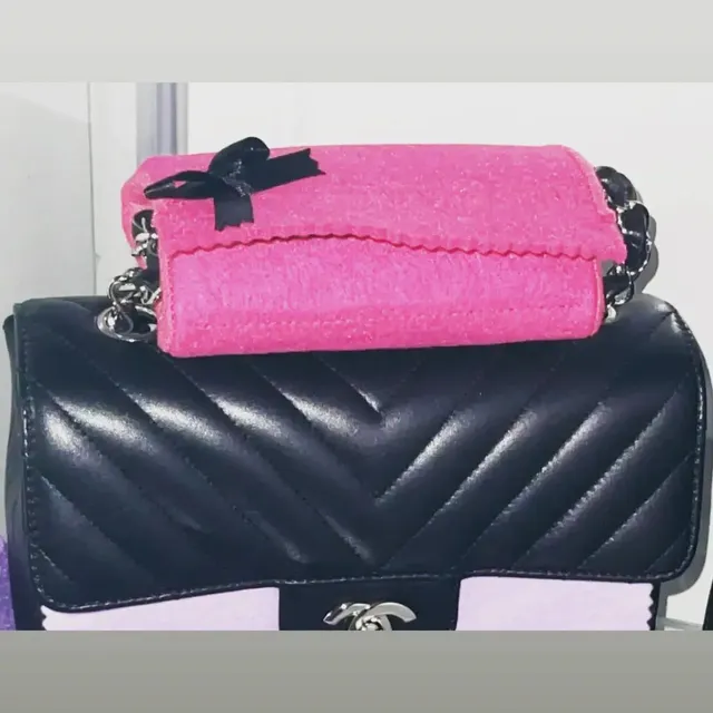 I just wanted to share recent customers pictures.  Nothing warms my heart more, please send them in anytime, even after a few months. I learn so much from these and perfect my products with your help.
🧵🪡
Chanel chain padded wrap
Chanel insert 
Lv favourite 
GG disco soho
LV sac retro
LV sac plat
LV PSM mini
LV passy
LV Kirigami conversion kit
CC flap protector 
👜
These bags all pretty bring me joy, I hope they do the same for you.  Thank you so much for sharing and recommending me #lbh #luxurybagheaven #bagorganizer #bagaccessories #lvaddict #lvbag #cc #chanel #flap #chanel #lvpsm #lvkirigami #lvsacplat #chanelmini #chanelflapbag