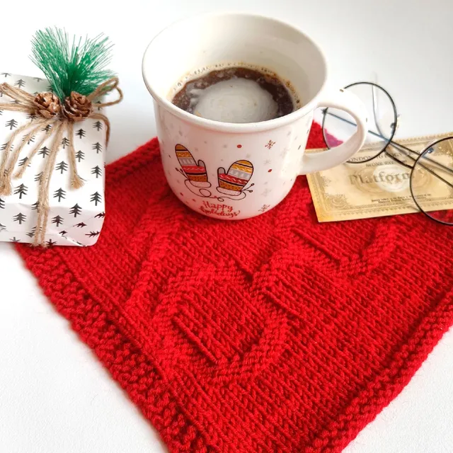 Very lovely Harry Potter handknit coasters
https://ballwool.com/products/32479
#coasters #knitcoasters #harrypotter #hogwarts #weasley #griffindor