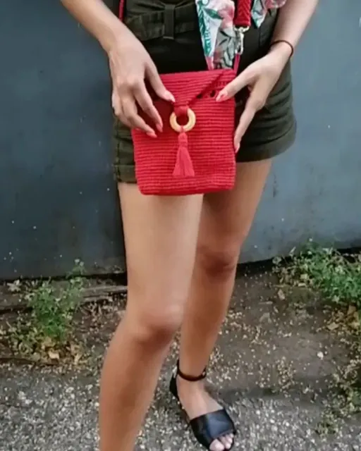 ВКЛЮЧАЙТЕ ЗВУК: красивая музыка и красивое видео))) ❤️❤️❤️
Красная торба CROSSBODY👌👌👌
ТЫСЯЧА и ОДИН репсовый узел...
❤️

🎉🎉🎉🎉🎉🎉

#макраме 
#рукоделие 
#челябинск
#южноуральск 
#handmade 
#волшебныеузелки 
#узелковоеплетение 
#изделияназаказ 
#плетеныеаксессуары 
#сумки 
#фоторамки 
#браслеты 
#декор 
#аксессуары
#креатив
#ангел
#angel
#macrame
#сувениры
#панно
#кашпо
#bagи
#macramebag
#мастерская
#мастерскаясувениров
#мастерскаяподарков
#принцессаспеций
#macrophotography
#macramedecor
#macrameart