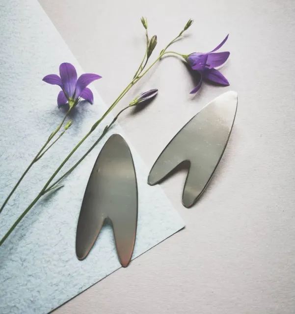 Летние колокольчики.
Серьги. Серебро 925, длина 6 см.
Дизайн @8mg_.ojw
-
#серьги#2020#украшенияназаказ#golivearrings#серьгиназаказ#серебро#silver