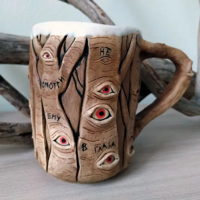 Просто заказ-бомба! 🔥

Восторженно пищала на всех этапах работы😁 Когда принимала его, когда лепила, жгла, глазуровала, опять жгла и молочила. Всё с огромным удовольствием. Потому что огненная задумка и любимая стилистика =)

Как же круто быть на одной волне с заказчиком )))

#ceramic #ceramics #ceramica #ceramiclove #handmade #pottery #ceramicart #potterylove #clayworks #handmadeceramic #instapottery #handcrafted #handcraft #керамика #лепкаизглины #красиваяпосуда #посудадлядома #керамикадлядома #молочение #молочнаяпосуда #осины #лес