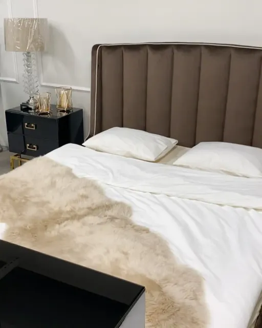 OUR INTERIOR: Magamistuba .
.
Armas une väärtustaja! Kas soovid magada voodis, mis on disainutud täpselt Sinu vajaduste ja maitseelistuste?
Oleme Sinu jaoks rõõmsalt olemas ja valmis pakkuda unistuste voodi! Kõikides värvides ▫️ .
.
Наш интерьер: спальня. Мы готовы воплотить в реальность наши стильные кровати под ваш вкус: любого цвета и в любой фурнитуре ▫️ #sisistus #tallinn #tallinnmööbel #voodi #luksuslikmööbel #artdeco #interiordesign #interior