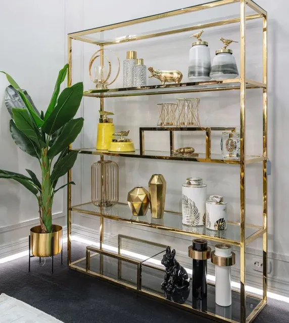 ▫️Keep it stylish: gold/chrome shelves. #interjöör #interiordesign #tallinnmööbel #sisustus #sisustusinspiraatio