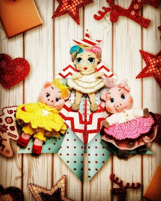 Новогодние вязалки
#игрушки #кукла #куклалол #поросенок #новыйгод #символгода #подарки #игрушкиручнойработы #игрушкидлядетей #вязаниекрючком #вязаныеигрушки #амигуруми #амигурумисвоимируками #амигурумикукла #амигурумикрючком #amigurumi #handmade