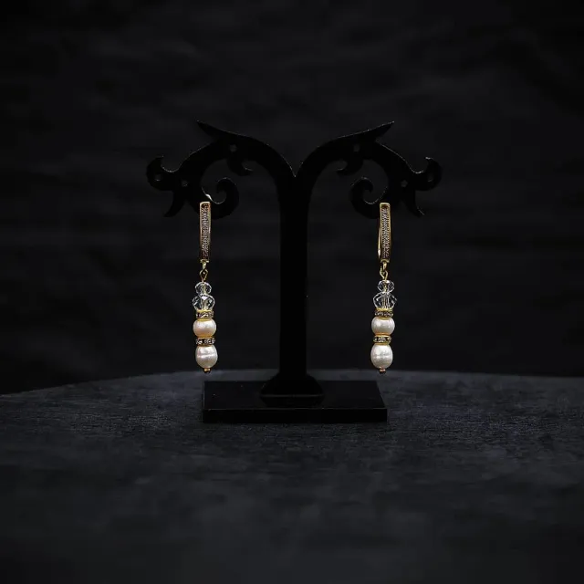 Ну очень нежные серьги с натуральным жемчугом! #украшенияназаказ #украшениядляневесты #украшенияручнойработы #свадебныеукрашения #вечерниеукрашения #украшениянасвадьбу #свадебныесерьги #серьгиручнойработы #серьгисжемчугом #handmadeearring #handmadejewelry #bridalearrings #pearlearrings  #handmade #olgamoshandmade