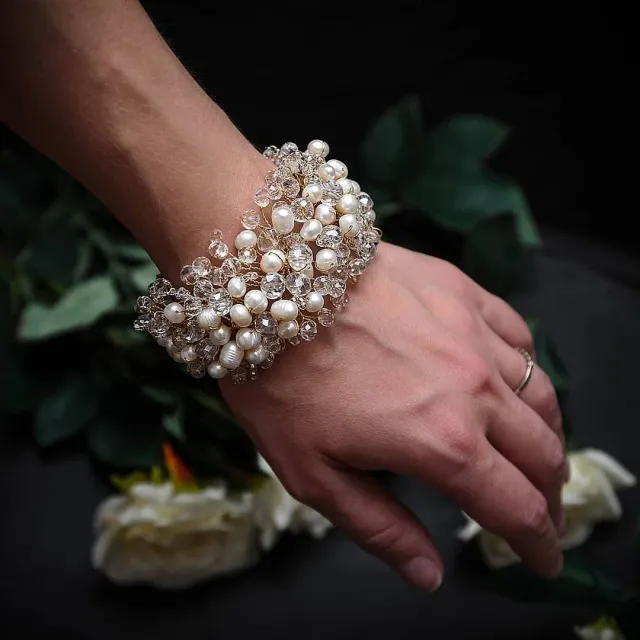 Браслет с натуральным жемчугом #украшенияназаказ  #украшениядляневесты #свадебныеукрашения #украшенияручнойработы #браслетручнойработы #браслетсжемчугом #perlbracelet #handmadebracelet #handmadejewelry #handmade #olgamoshandmade