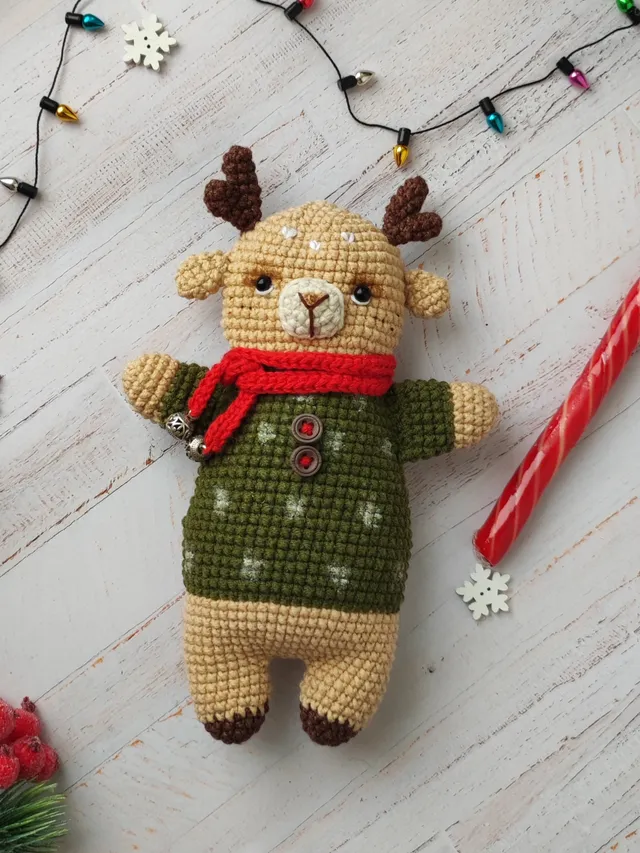 Christmas fawn