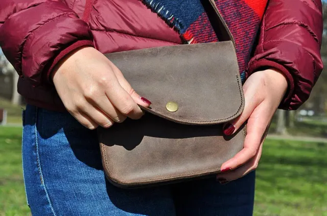 Vintage bag with shoulder strap 👍🏻 #handmadebag #handmadebags #svernurhandmade #leatherbag #leathebags #leatherstrap #leatherhandbag #vintagebag #handmadeleatherbag #handmadeleatherbags #bag #bags #bagpack #baglover #bagsforsale #bagoftheday #baglovers #bagsale #bagwomen #bagwoman #bagworld #handcraftedbags