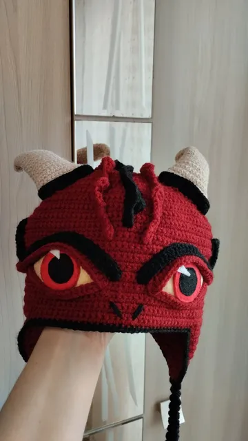 Since September, my crochet dragon hat has been in high demand, keeping me incredibly busy with a flurry of orders. It seems that many people are eager to welcome the new year in style, donning this captivating accessory. Additionally, some individuals have been purchasing the dragon hat as a unique and thoughtful gift, while others are excited to incorporate it into their Halloween costumes.

The overwhelming positive response to my product brings me immense joy and satisfaction. It's truly heartwarming to see how much everyone appreciates and enjoys wearing my dragon hat. The intricate details, including the expressive eyes, realistic crests, and horns, have undoubtedly captured the imagination of many.

As I work tirelessly to fulfill each order, I am grateful for the opportunity to share my passion for crochet and bring a touch of magic and whimsy into people's lives. The fact that my product has resonated with so many individuals is a testament to the time and effort I have invested in perfecting its design and ensuring its comfort.

I am thrilled to be a part of creating memorable moments for people as they celebrate special occasions or simply embrace their love for dragons. The overwhelming support and positive feedback I have received only fuel my determination to continue crafting these incredible dragon hats and spreading joy to all who wear them.

I have decided to expand my sales worldwide this year. If you like my hat, you can now purchase it on the ballwool trading platform.