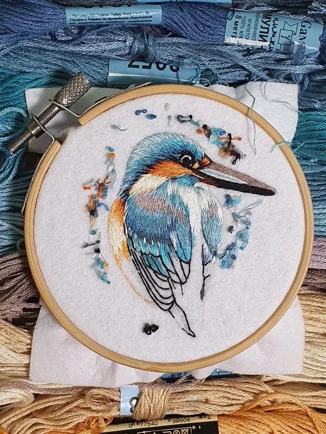 Soon, my little bird will grow wings and fly to a new home. 
Please give this post a like if you enjoy watching the embroidery process!