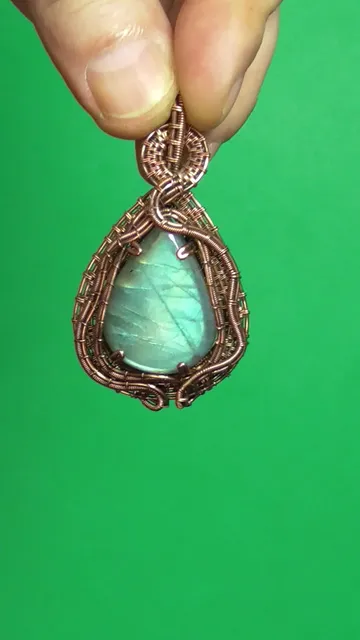 Wire wrap jewelry