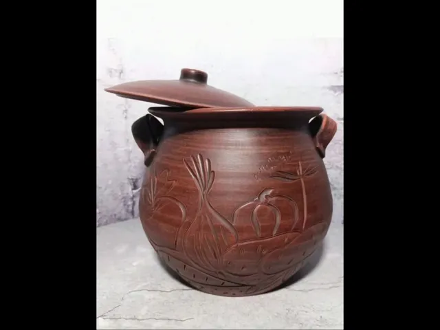 Pottery large casserole 185.97fl oz, Handmade clay casserole Cooking pot