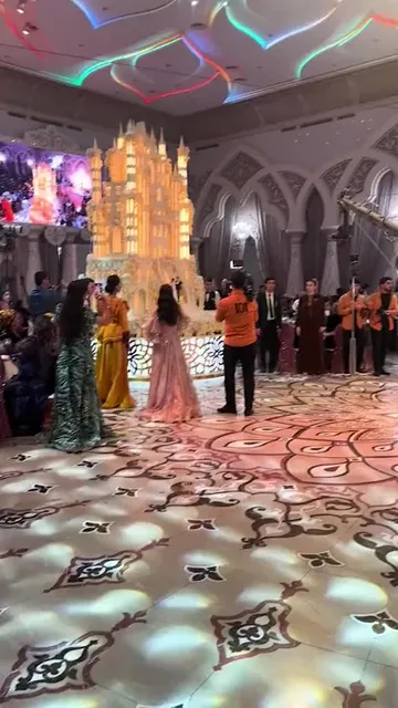 Couple Have GIGANTIC Castle themed cake at wedding   @fili220812