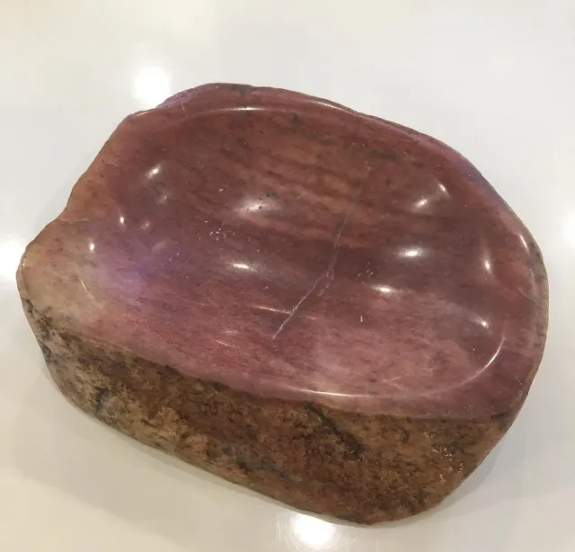 Аксессуар в ванну - мыльница!
⠀
Довольно симпатичная
⠀
#мыльницавванну
#раковинавванну
#дизайнтюмень
#интерьерванной