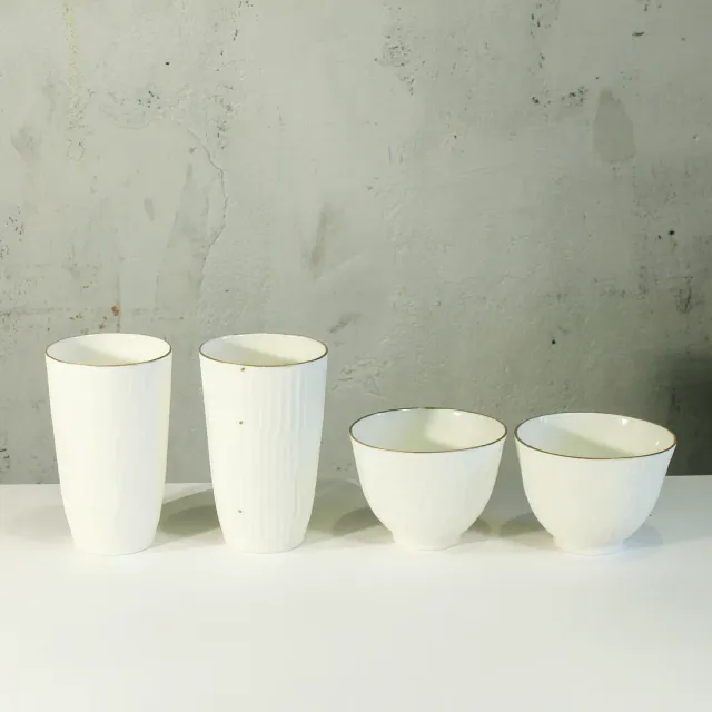 «Арктика». Фарфор ручной работы, фактурный, матовый (бисквит), золото.  #фарфор #бисквит #фарфорручнойработы #домашнийдекор #предметыинтерьера #посудаизфарфора #porcelain #whiteporcelain #gold #homdecor #handmade